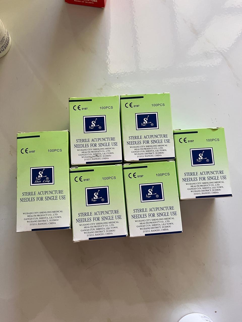 Silver Handled Acupuncture needle 100 pc with tube 0.25*25